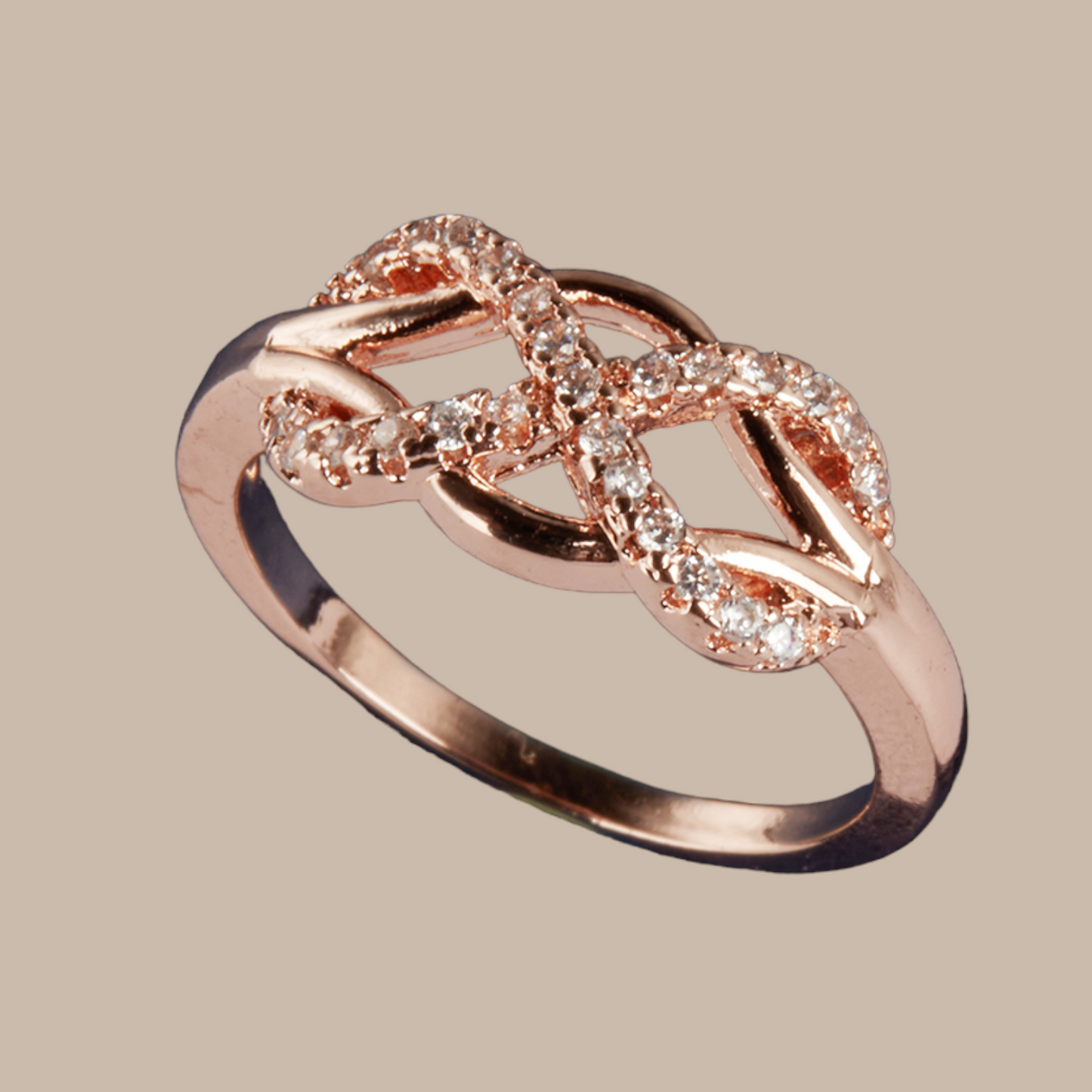 McAllistter – 18K Gold-Polished Infinity Loop Ring.
