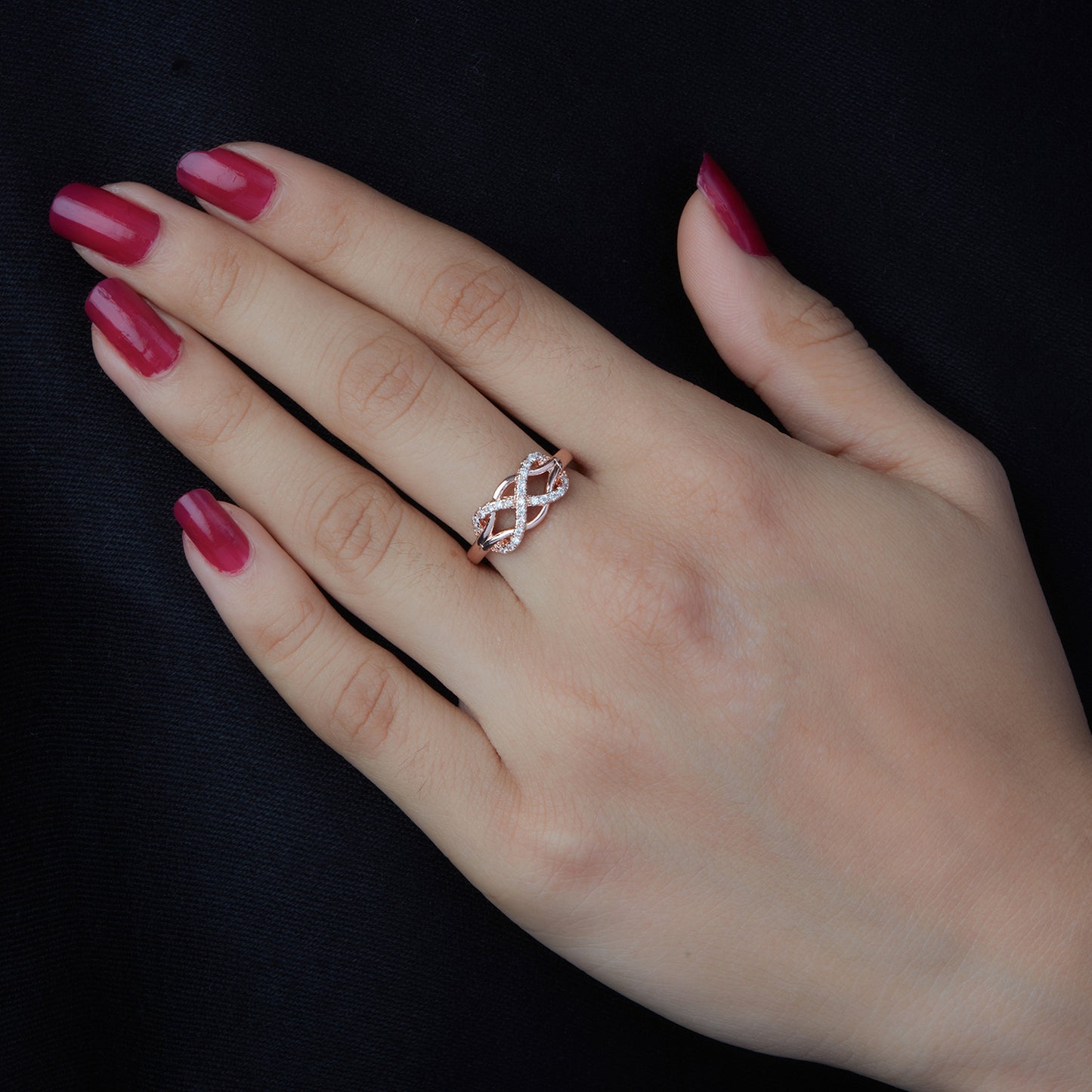 McAllistter – 18K Gold-Polished Infinity Loop Ring.