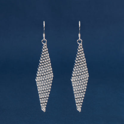 McAllistter – 925 Sterling Silver Knitted Dangle Earring.