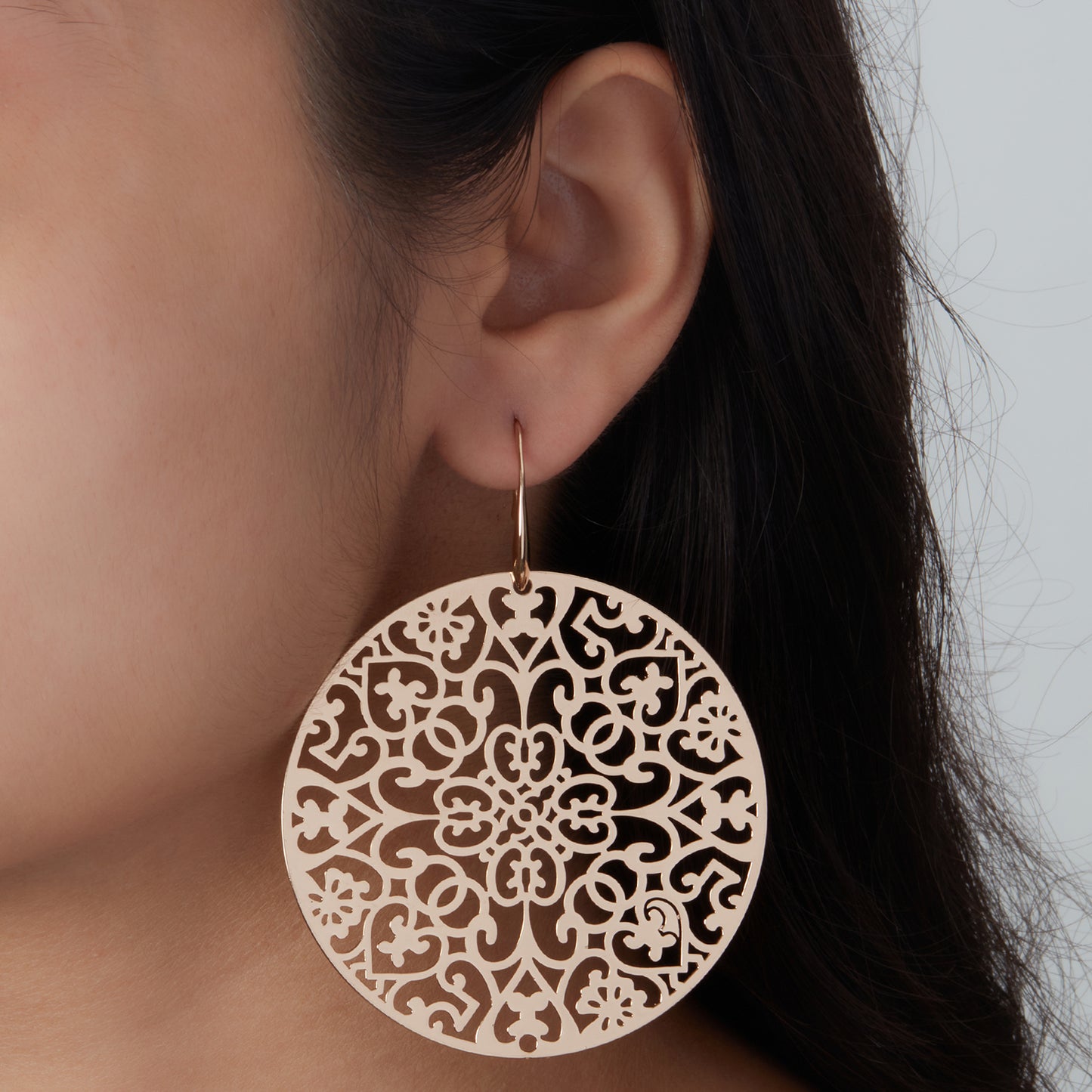 McAllistter – Large Designer Round Dangle Earring