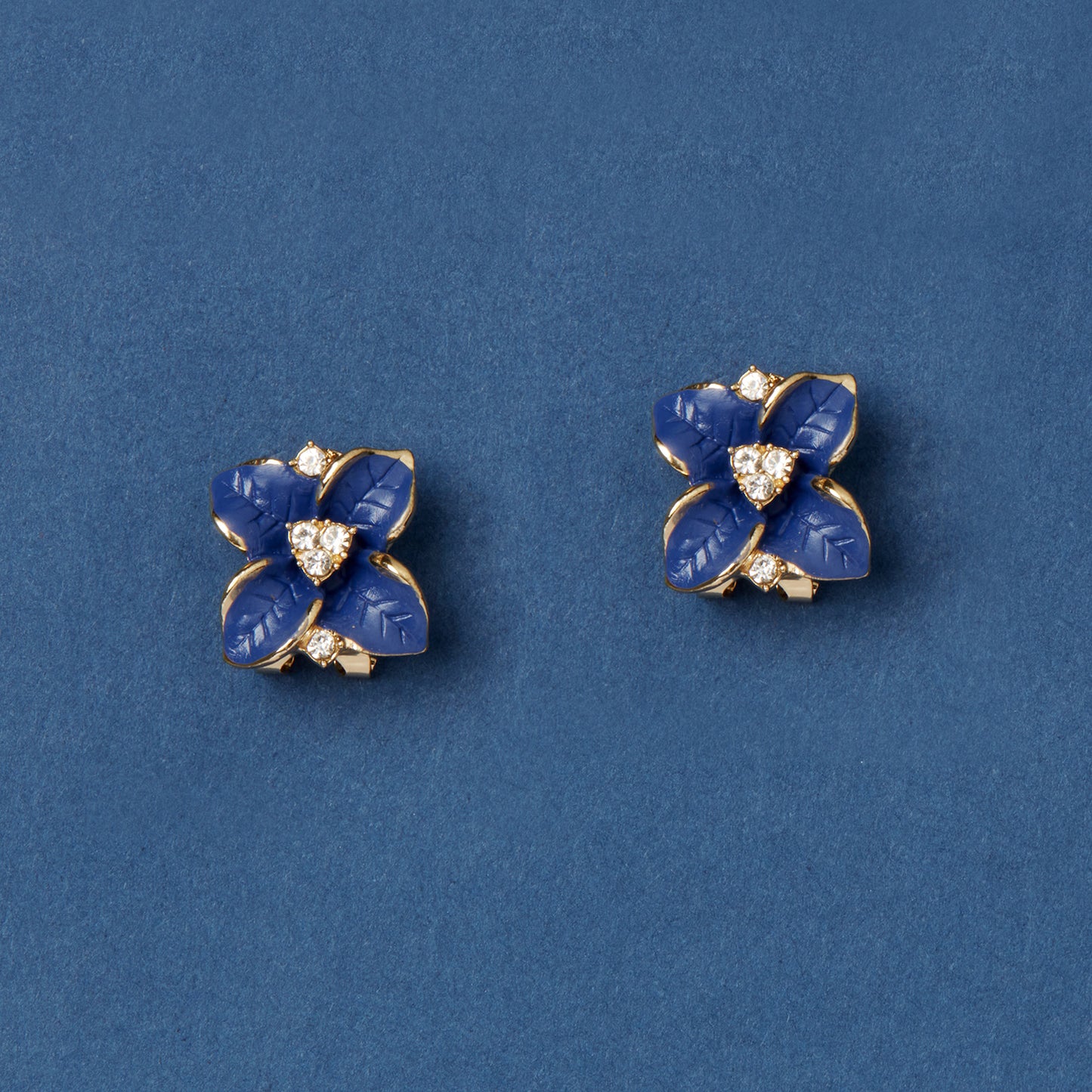 McAllistter – Blue Flower American Diamond Earrings.