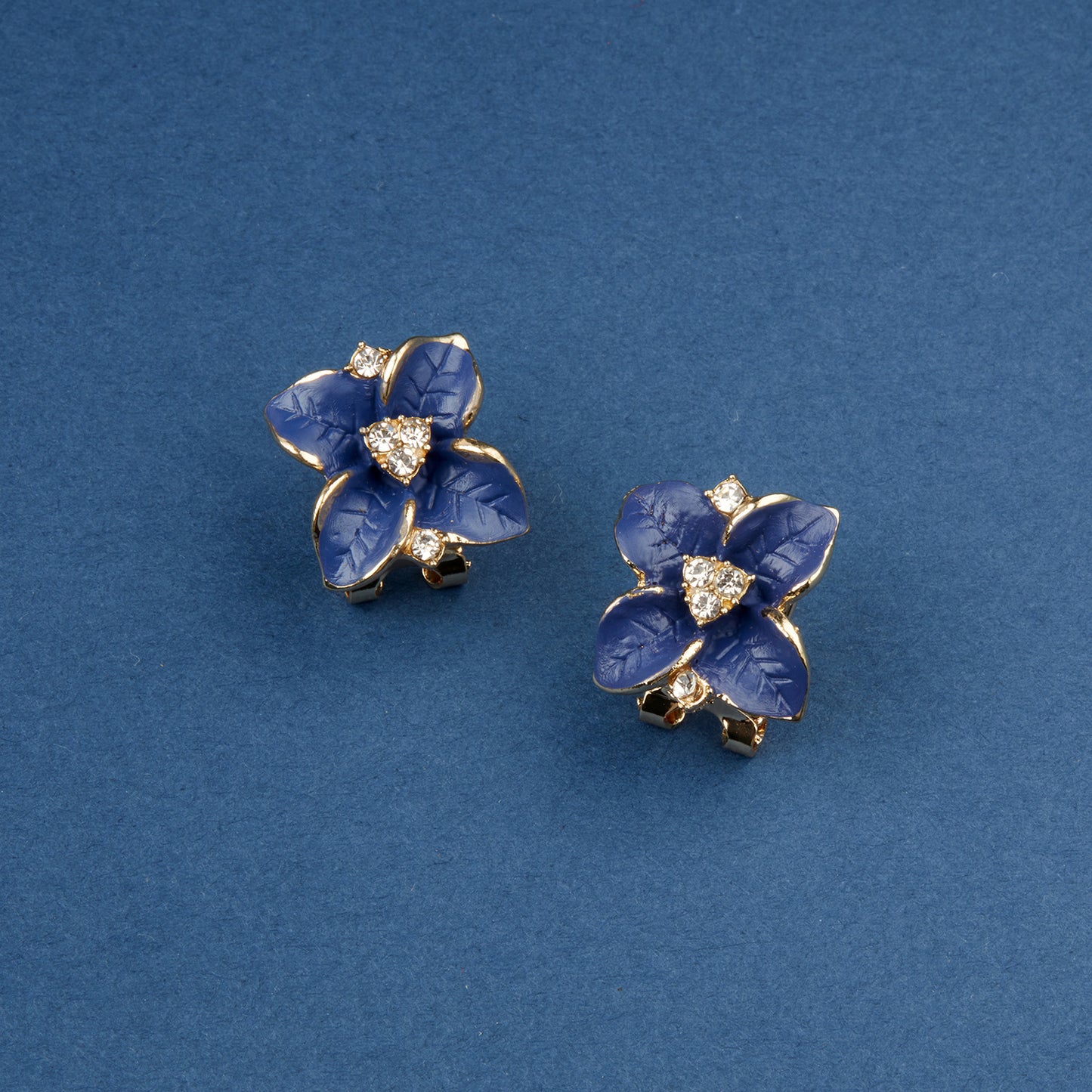 McAllistter – Blue Flower American Diamond Earrings.